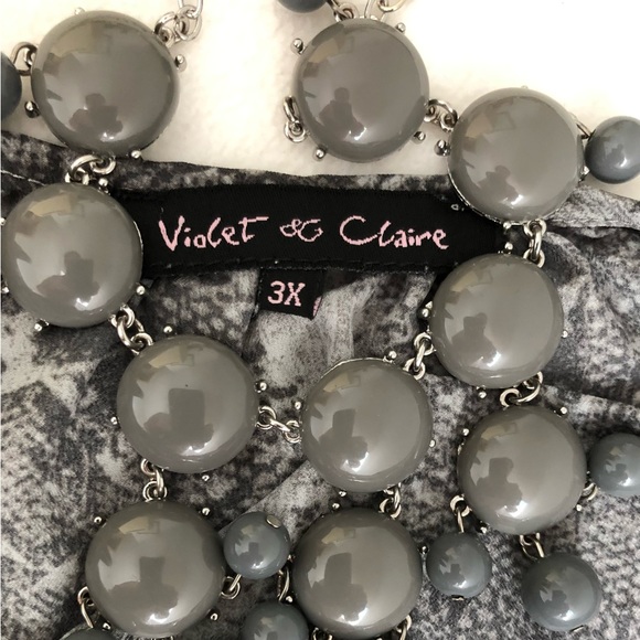 Violet & Claire Grey Animal Snakeskin Print Tunic Top Size 3X - Picture 7 of 7